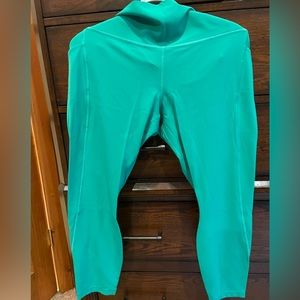 Lululemon 25 inch Align Leggings with Pockets